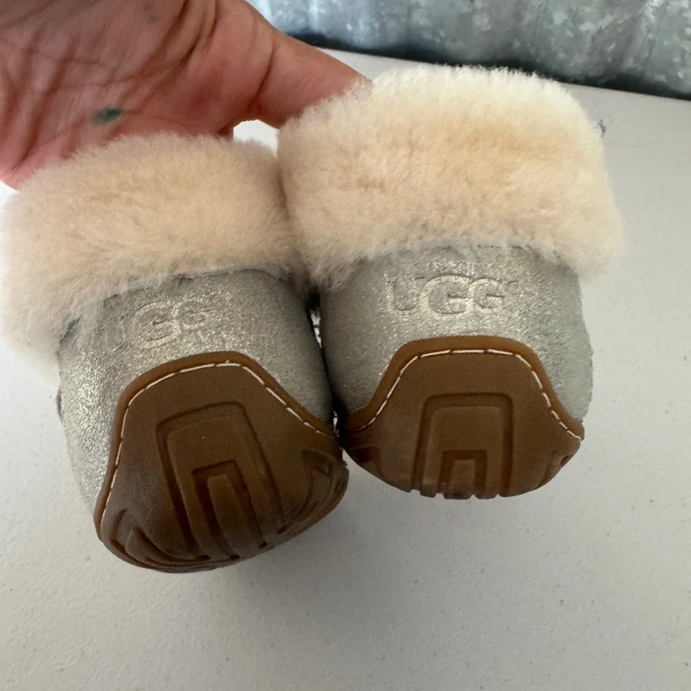 UGG Keelan Glitter Silver Metallic Toddler Boots 1018296T Size 7 Kids Booties
